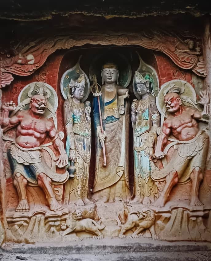 Complete Bhaisajyaguru niche at Shuining Temple