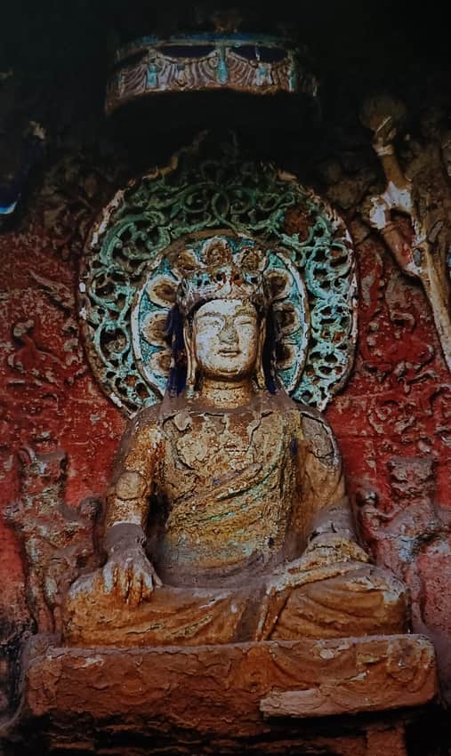 Crowned Vairocana in Western Cliff Niche 44
