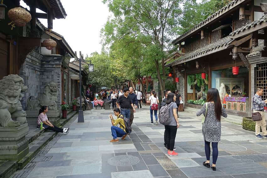 Street scene in Kuanzhai Alley, Chengdu