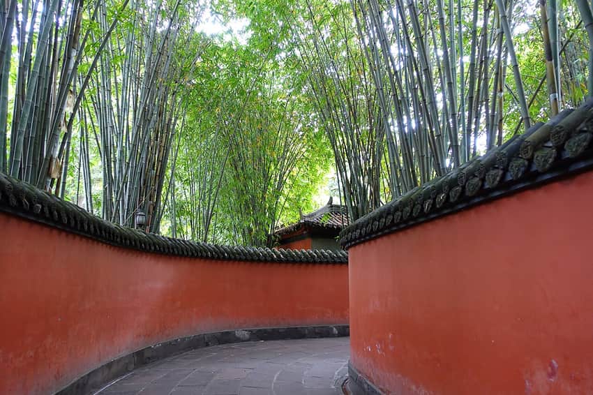 Timber corridor inside Wuhou Shrine in Chengdu