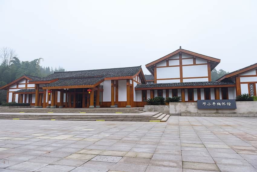 Contemporary memorial museum building in Guang'an District