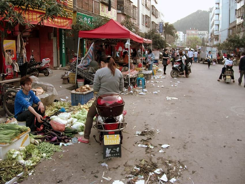 Huizhou city green market in Huizhou