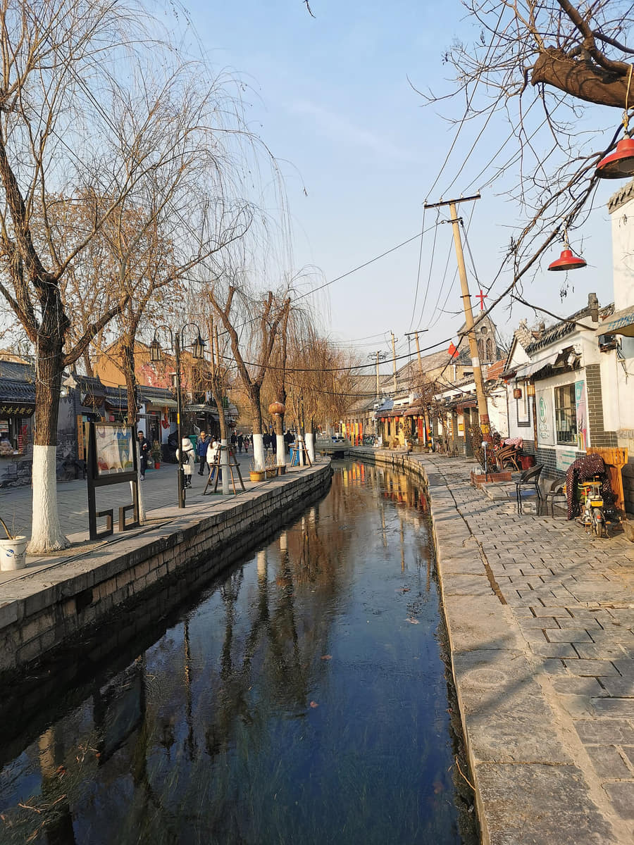 Documentary photograph for How does groundwater become public life in Jinan?