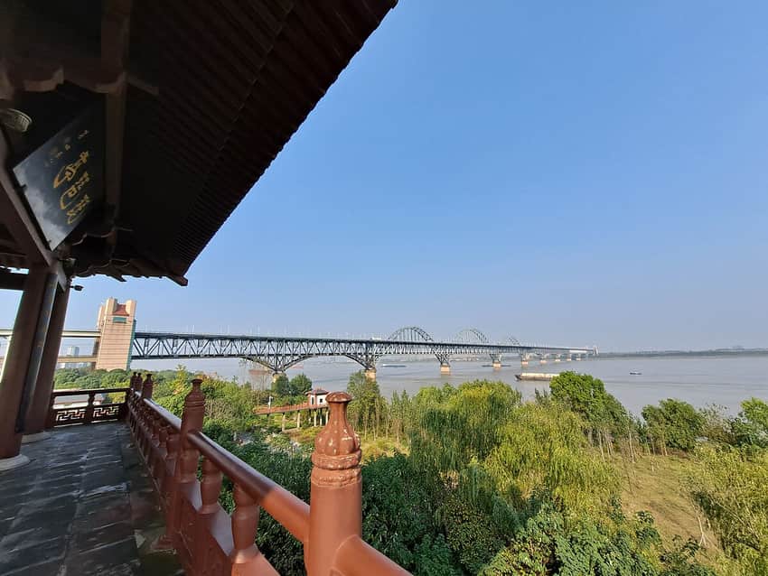Jiujiang Yangtze River Bridge in Jiujiang