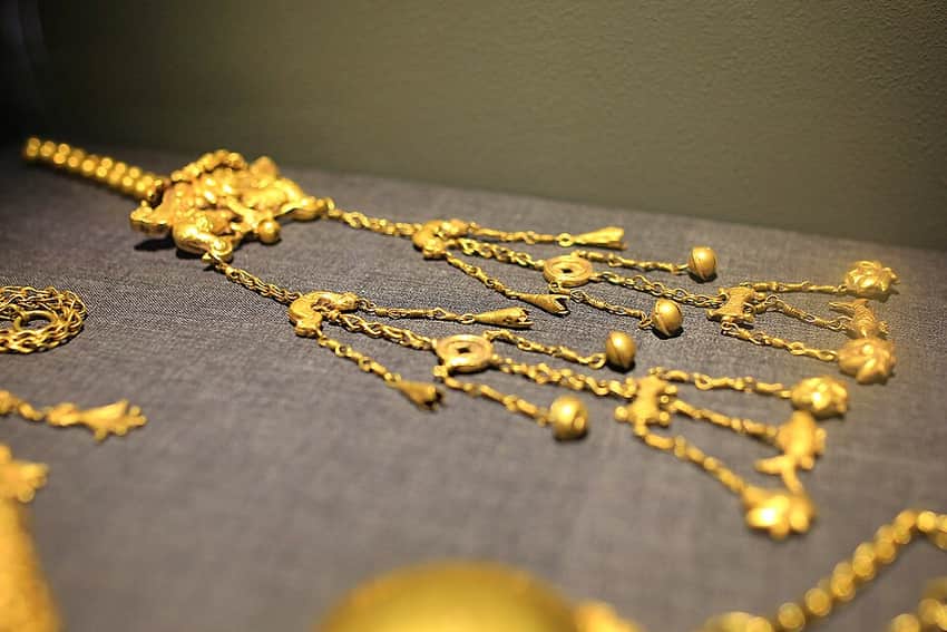 Chest ornament recorded in the Beichuan Qiang Folk Museum collection