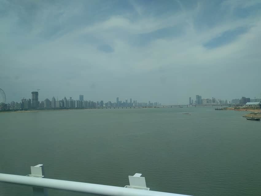 Wide 2016 view of Chaoyang Bridge and the Gan River in Nanchang