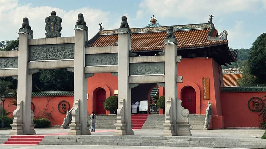 Gate and courtyard axis of the reconstructed Nanning Confucian Temple