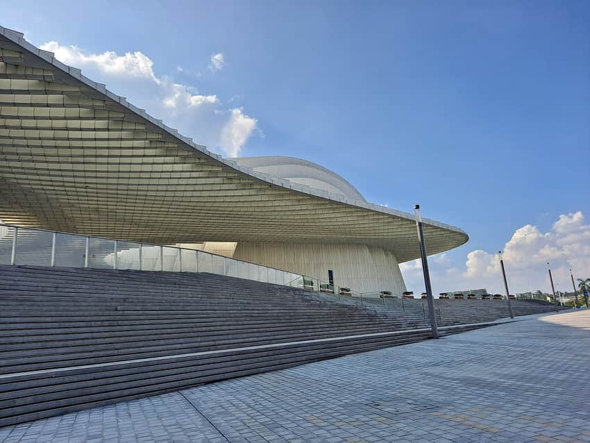 Broad steps and projecting roof of Guangxi Culture and Art Center