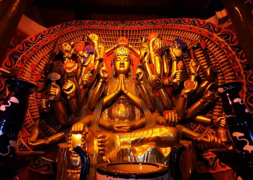 Thousand-Armed Guanyin shrine at Shengshui Temple