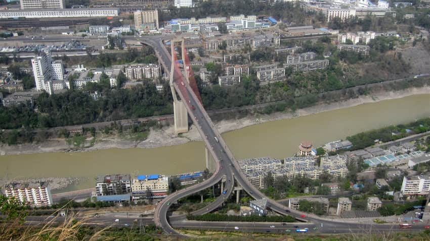 Bingcaogang Bridge viewed from Panzhihua Park