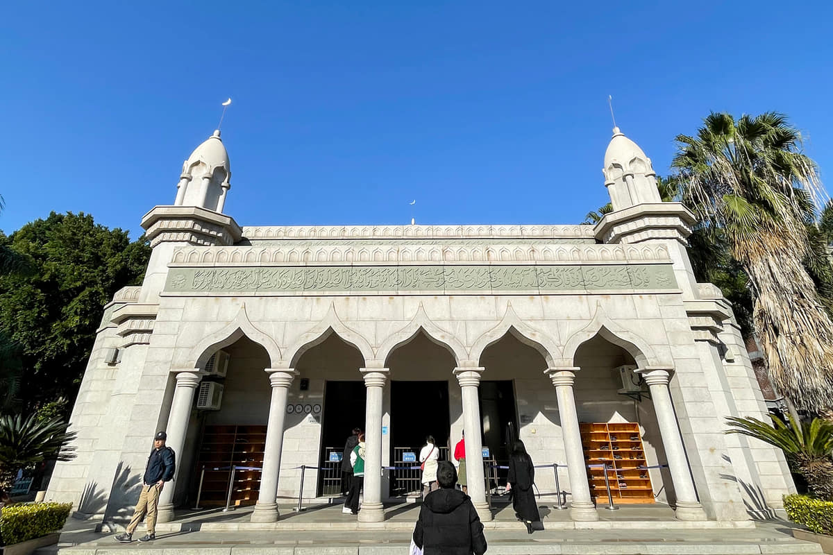 Documentary photograph for Why are so many faiths visible in Quanzhou’s old city?