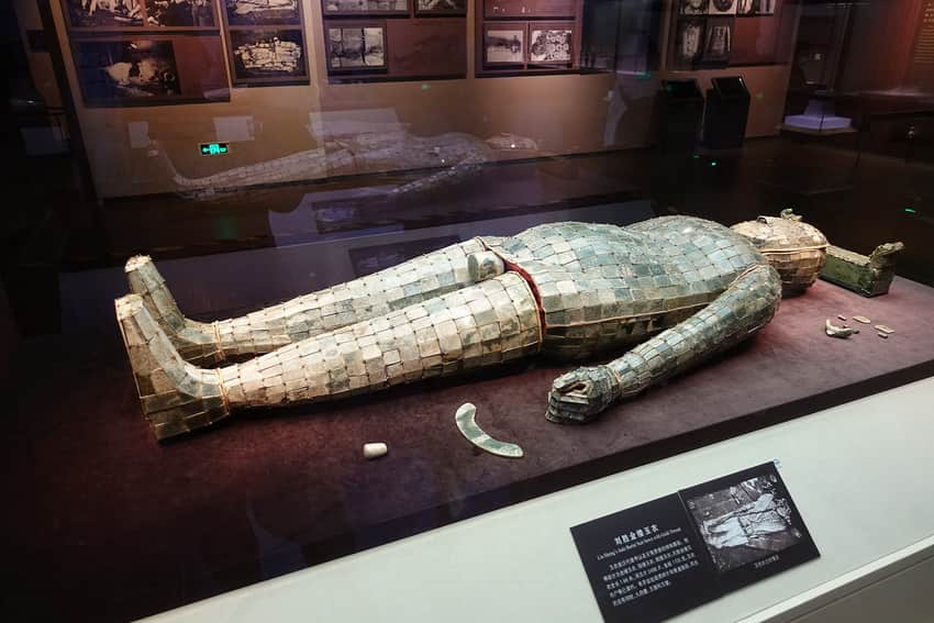 Jade burial suit of Liu Sheng with gold thread in a Hebei Museum display