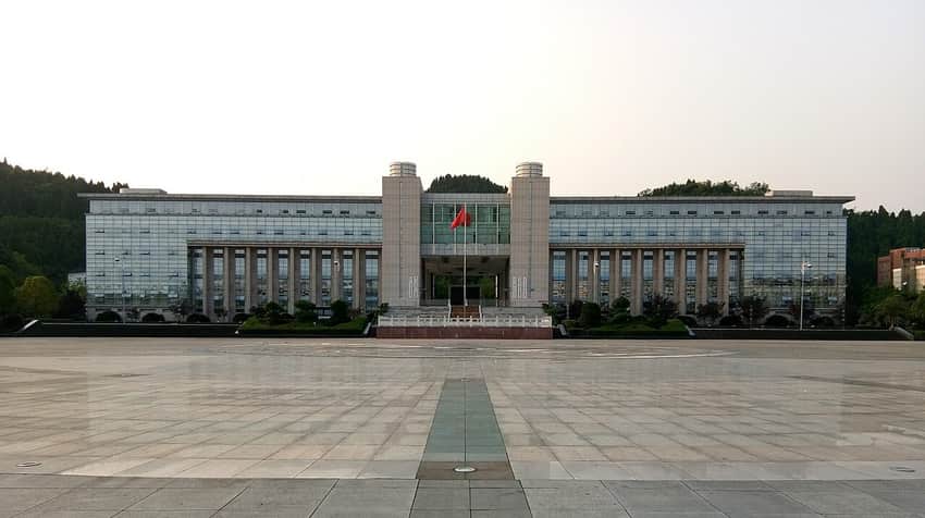 Civic building and public square in Anju District