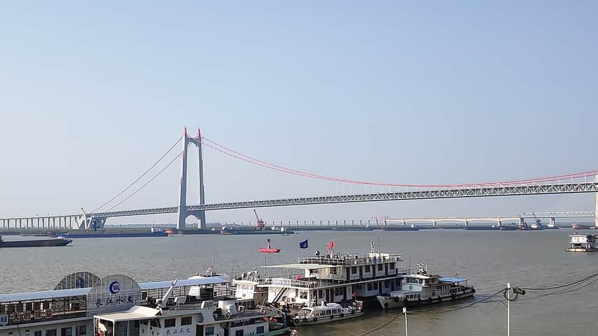 Dongting Lake Bridge in Yueyang