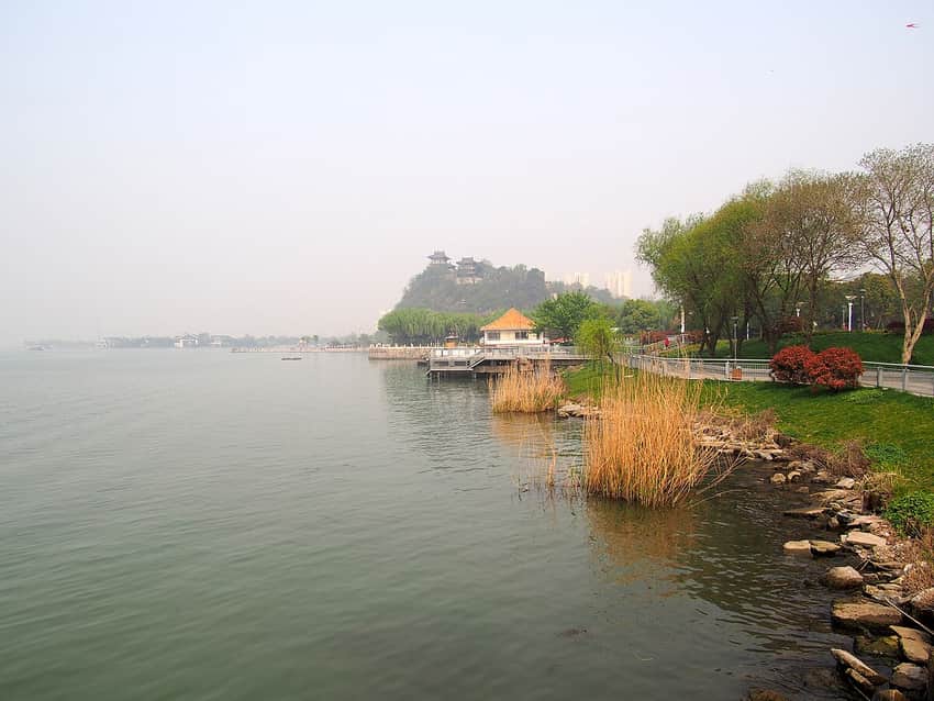 Yangtze riverfront in Zhenjiang